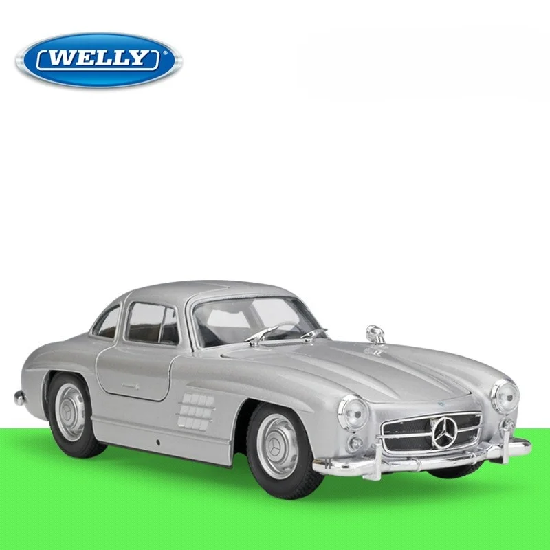 

Children Adult Collection Welly1:24 Super Luxury Sports Car Simulation Alloy Car Model Ornaments Birthday Gift