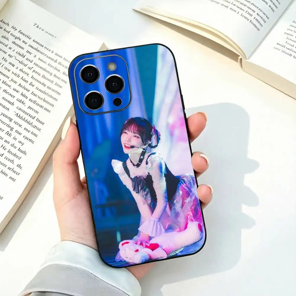 Фото Чехол для телефона Phantom S-Siita Otomodachi для iPhone 17,16,15,14,13,12,11 Plus, Pro Max, XS, мягкий силиконовый черный чехол №4
