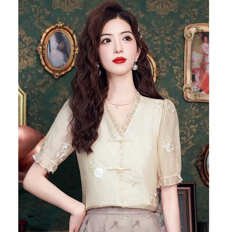 Женская летняя блузка с коротким рукавом и V-образным вырезом