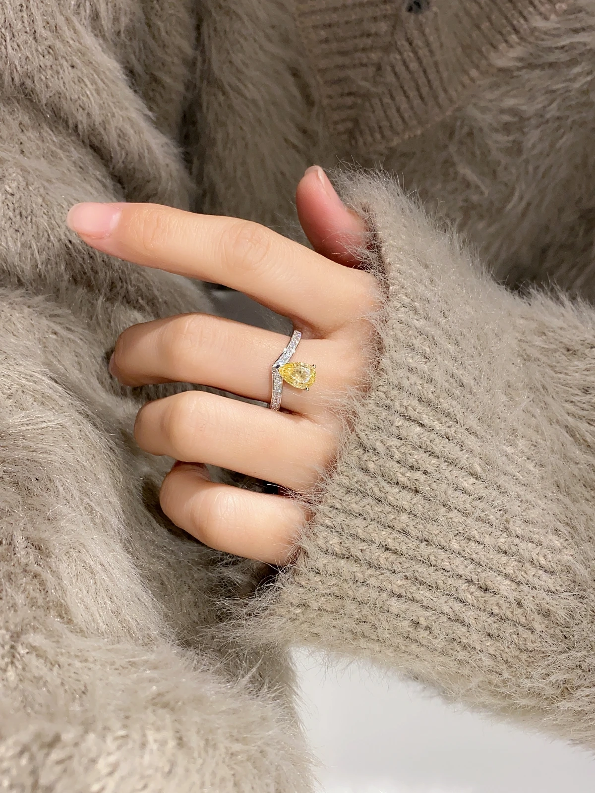 Кольцо Yuanyuan Mom Josephine с каплей воды желтый бриллиант 2 экс. 5 карат кристаллы серебро