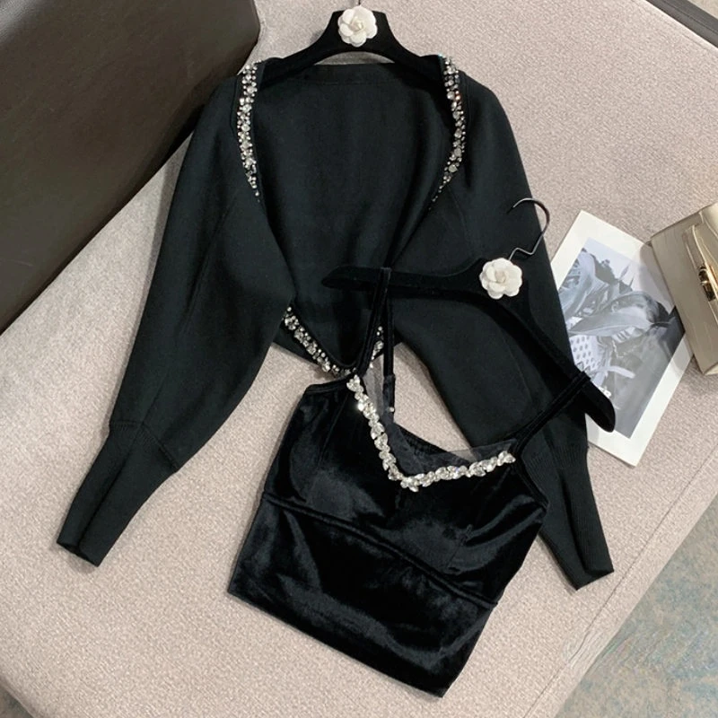 

High Quality Diamond Knitted Cardigan for Women Spring Autumn New Sweet Rhinestone Velvet Spaghetti Straps Top Short All-Match