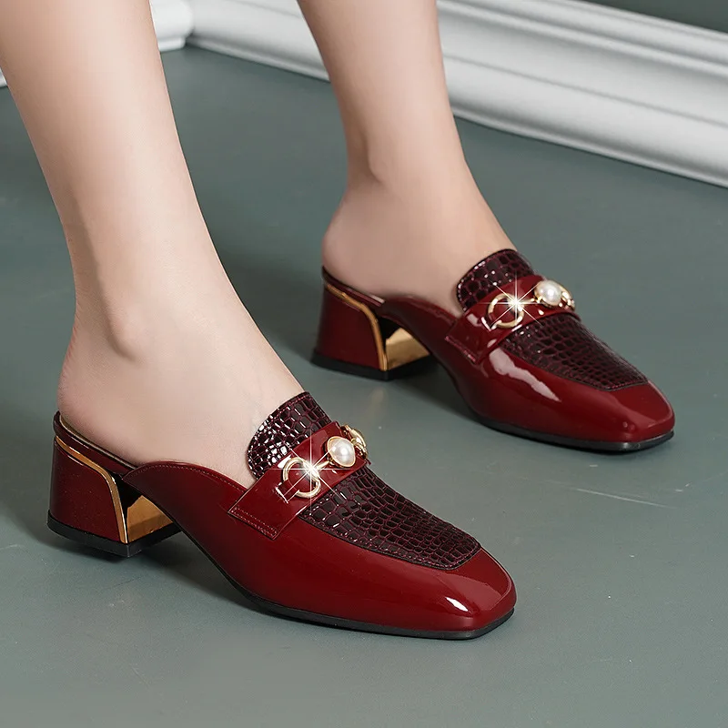 

Slippers Women's Summer Wear Mid-heel Thick Square Toe Patent Leather Pearl Mules Shoes 2022 New Korean Women's Sandals Shoes