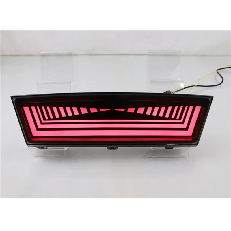 

3-In-1 Functions Rear Running Light Brake Light Dynamic Turn Signal LED Pilot Light for Model Y 2019-2022