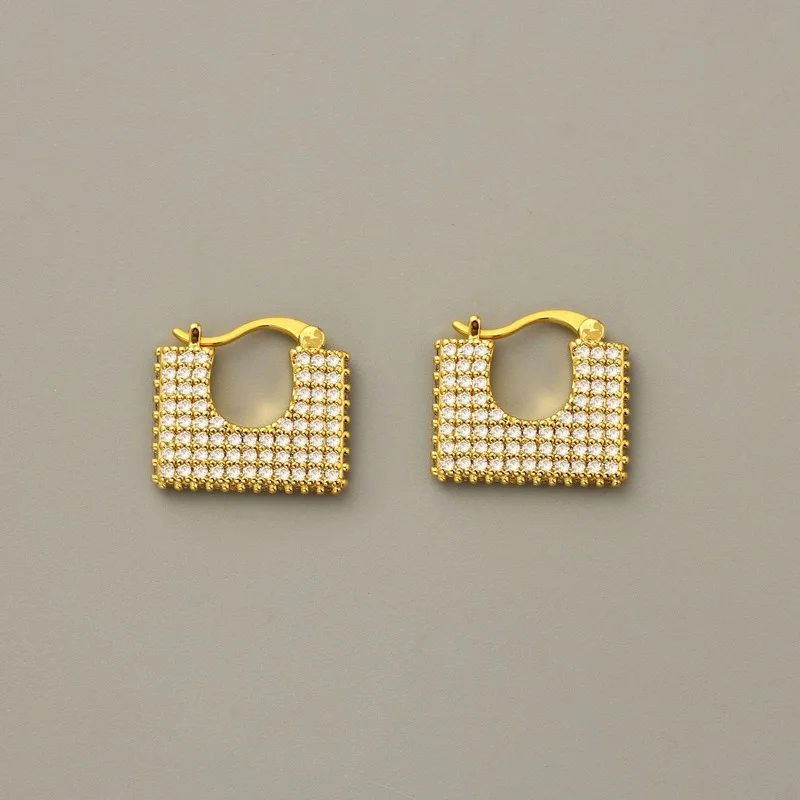 

Новинка, серия ранней весны, маленькие медные серьги в мешке с инкрустированными бриллиантами