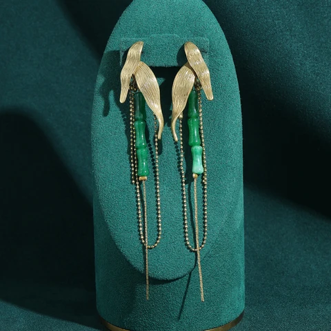 Сережки-капельки LOVE GREEN LIVE GREEN из меди с зеленым нефритом и бамбуком