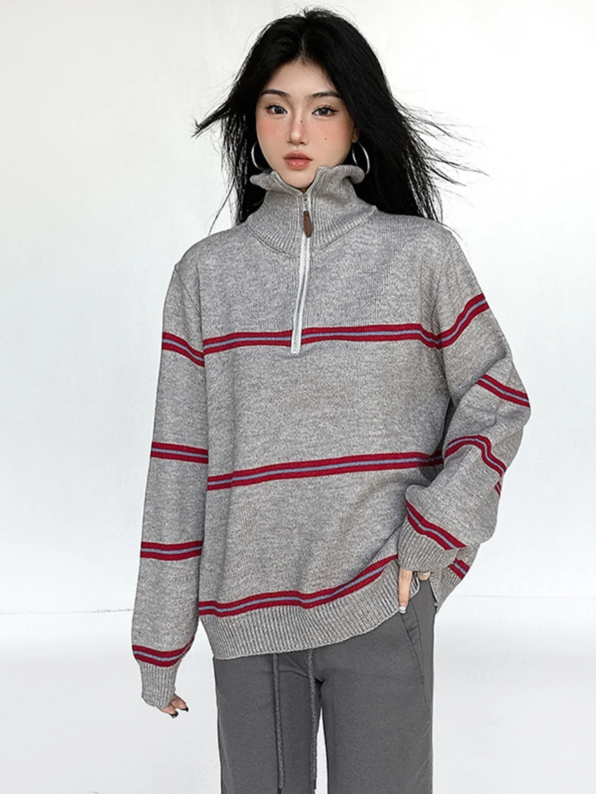 Американский винтажный свитер в контрастную цветную полоску с полумолнией и