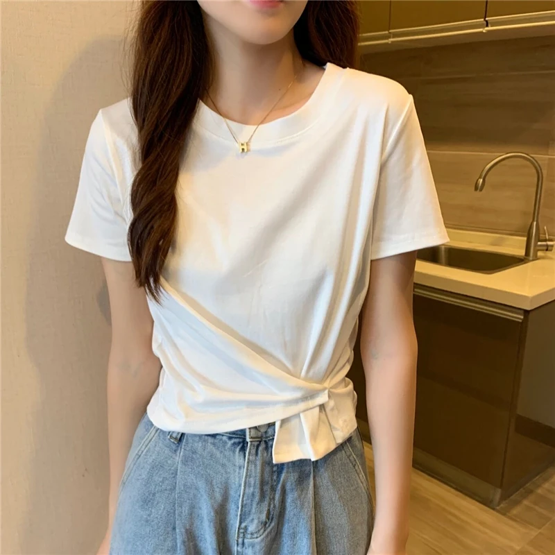 Купи High Waist Short Tops Korean Streetwear Women Casual O-Neck Short Sleeve Slim T-shirts Solid White Folds Fashion Female Tees Pop за 608 рублей в магазине AliExpress