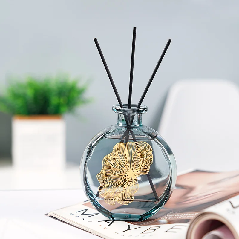 

160ml Natural Plants Aromatherapy Air Fresher Essential Oil Flameless Aromatherapy Perfume Home Living Desktop Decor Furnishing