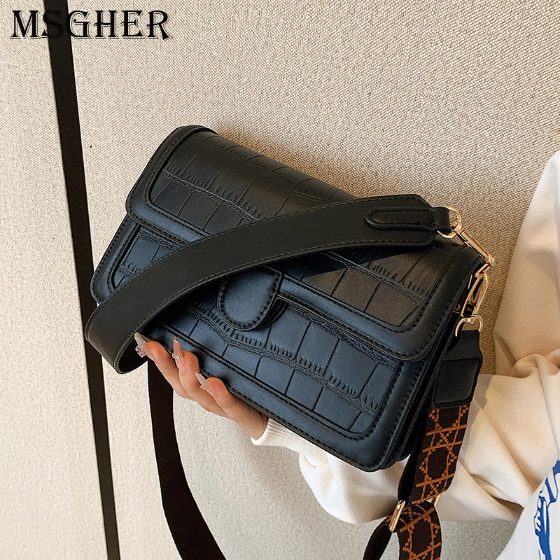 

Модная женская сумка-мессенджер на цепочке, зимняя сумка через плечо для женщин, сумка на плечо с 2 ручками, Женский дизайнерский кошелек 2022, клатч, сумки