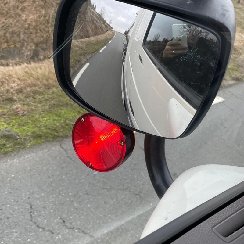 Trailer Truck Lorry Earring Red White Mirror Side Marker Lamp with bulbs 24V For Volvo Scania Benz truck E11