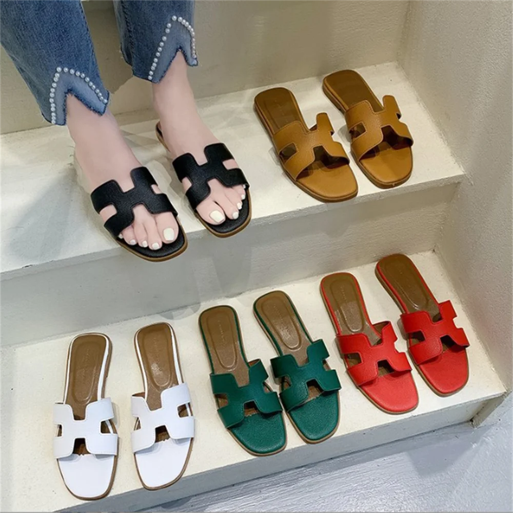 

2020 New Women's Summer Sandals Flat Heel Fashion Outer Wear Flat Beach Shoes Flip-Flops Casual Women's Slippers