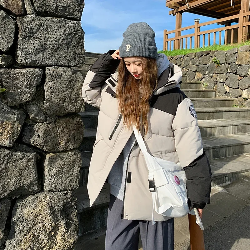 Женская зимняя куртка с капюшоном черная теплая парка повседневная