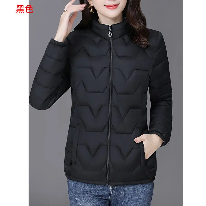 2023 New Mom's Autumn and Winter Clothing Lightweight Cotton-Padded Jacket Coat Middle-Aged and Elderly Women's Clothing Large