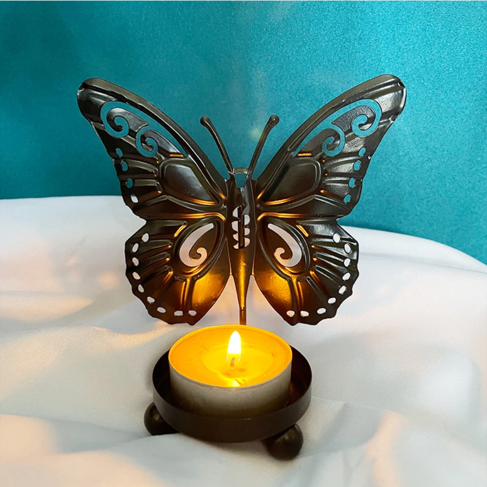 

Professional Technology Candlestick Retro Suitable For A Variety Of Scene Workmanship Is Meticulous Iron Candlestick Iron Wire