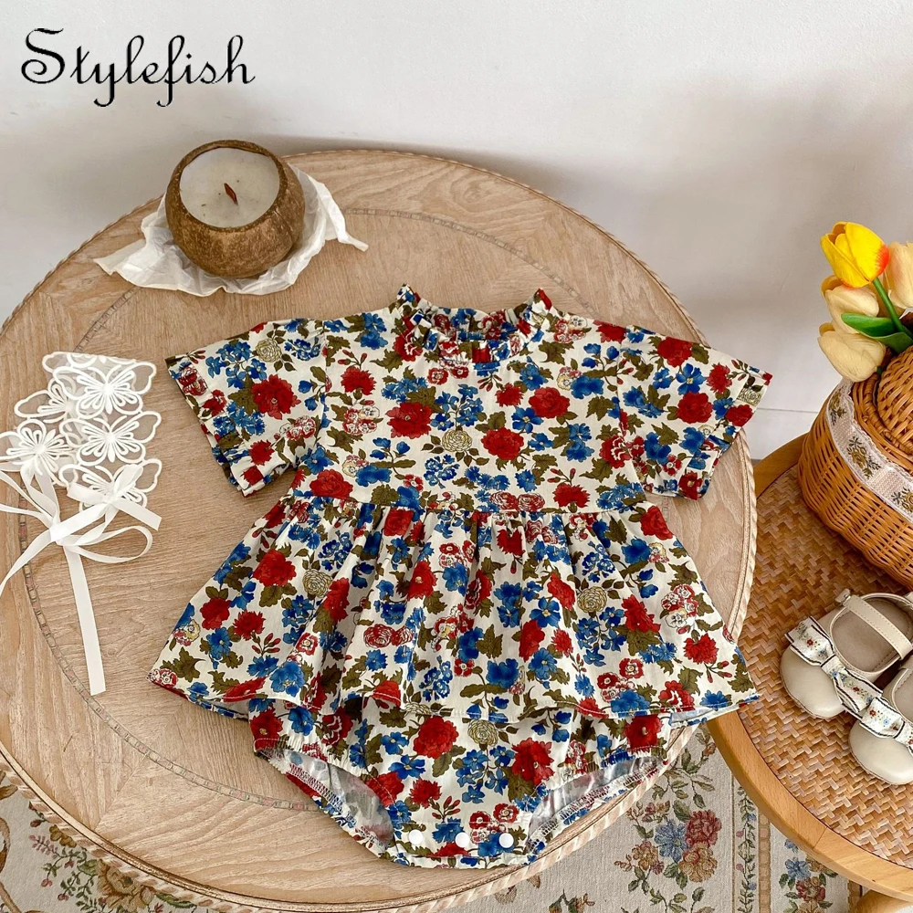 Летнее платье с коротким рукавом цветочным принтом