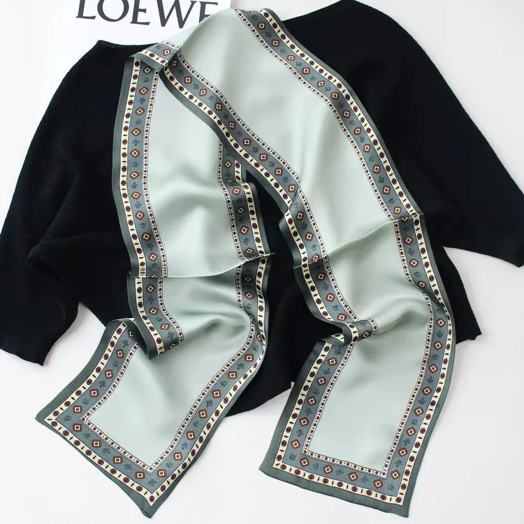 100% шелк. Новый стиль хорошего с квадратным шарфом и длиной 145 см. Праздничные