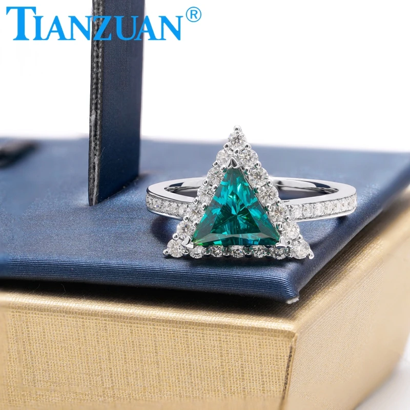 925 Silver Triangular Shape Paraiba Color Zircons Rings Wedding Party Gifts Fine Jewelry Everyday Accessories