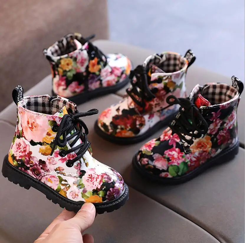 

Autumn Winter Children Short Boots for Boys Girls Sport Shoes Fashion Zipper Kids Ankle Boots White Black Leather Girls Boots