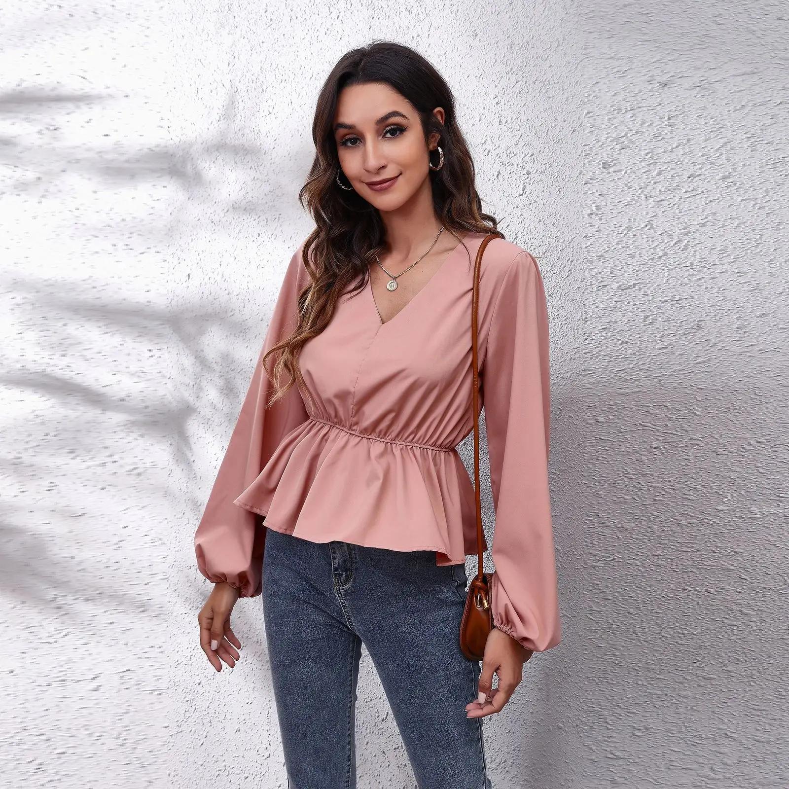 

Spring and Summer 2023 New Style Lantern Sleeved Chiffon Shirt Solid Color Waistband V-neck Long Sleeved Blouse