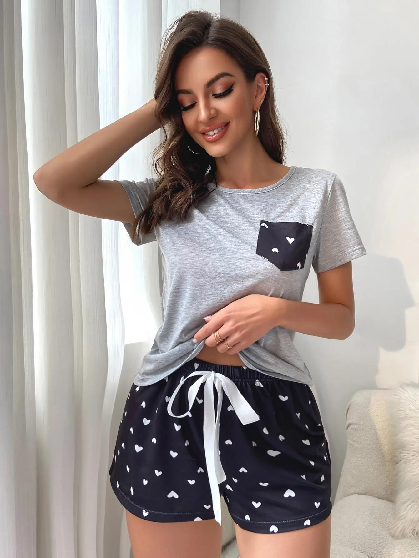 Summer Women's Pajamas Set Screw Neck Tee and Shorts Sleepwear 2 Pieces Heart Print Nightwear Elastic Drawstring Homewear Cloth