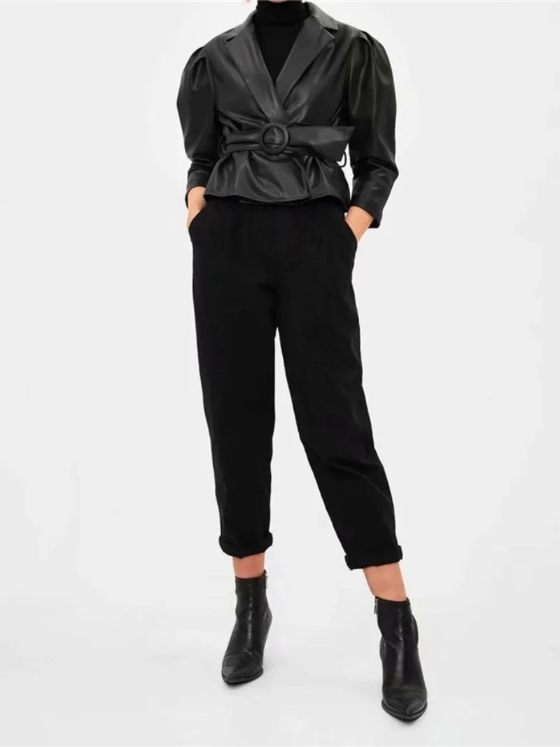 British Style Pu Leather Black Blazer Suit with Belt Women Commute Casual Short Blazers Autumn Winter Fashion Faux Leather Coats