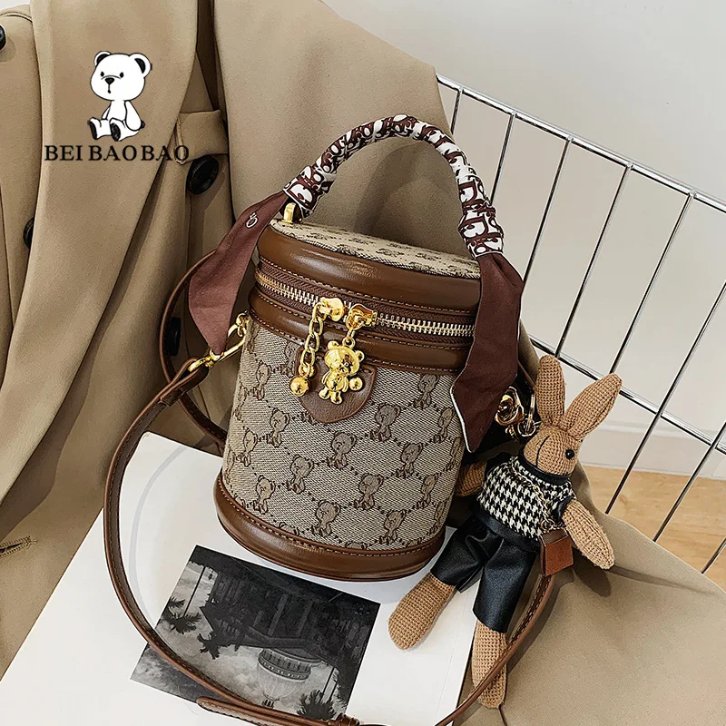 Новинка 2024 женская летняя модная сумка beibaobao через плечо маленькая