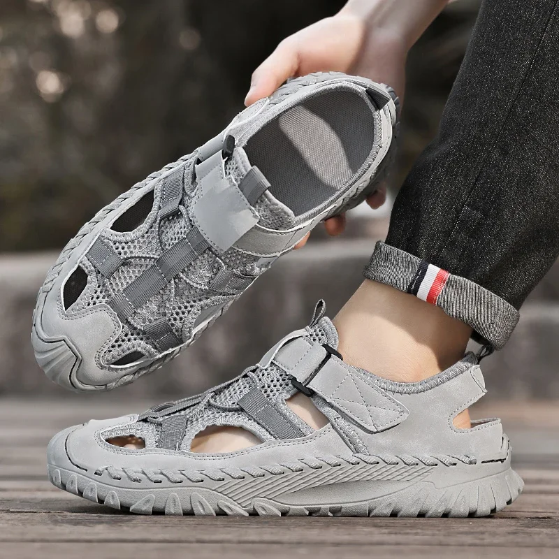 Summer Men Sandals Genuine Leather Mens Casual Shoes Outdoor for Beach Roman mens