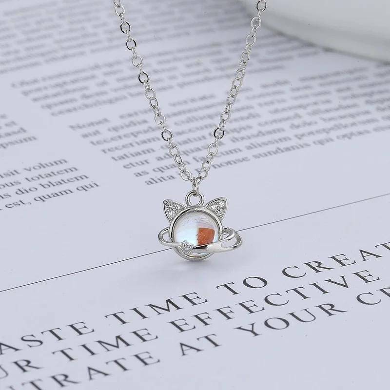 Ожерелье Xingyunday Cute Cat Planet для женщин с подвеской из лунного камня для клавикулы, модное серебристого цвета ювелирное изделие в подарок.