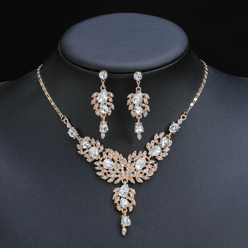 

New 2022 Handmade Light Luxury Vintage Necklace Earring Set Two-piece Bridal Necklace Earring Set Vintage High Design