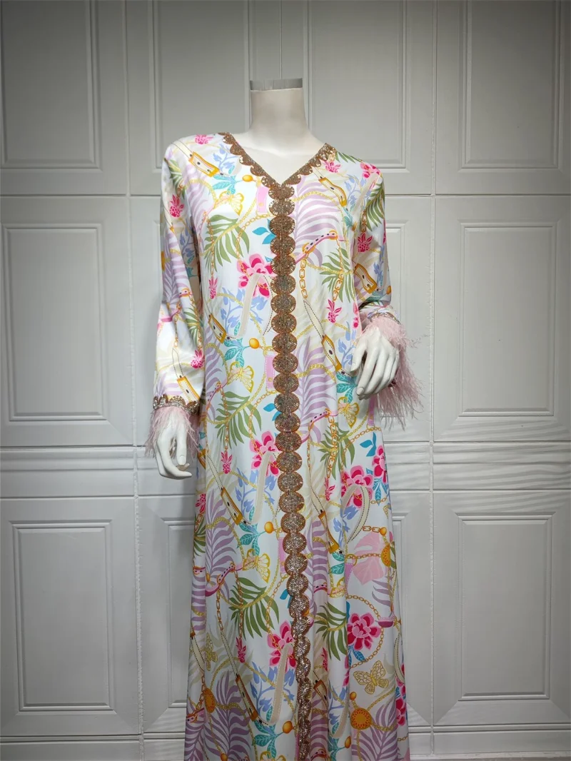 Muslim Woman Dress Moroccan Jalabiya Dubai Rhinestones Beaded V Neck Long Sleeve Feather Patchwork Print Gulf Abayas