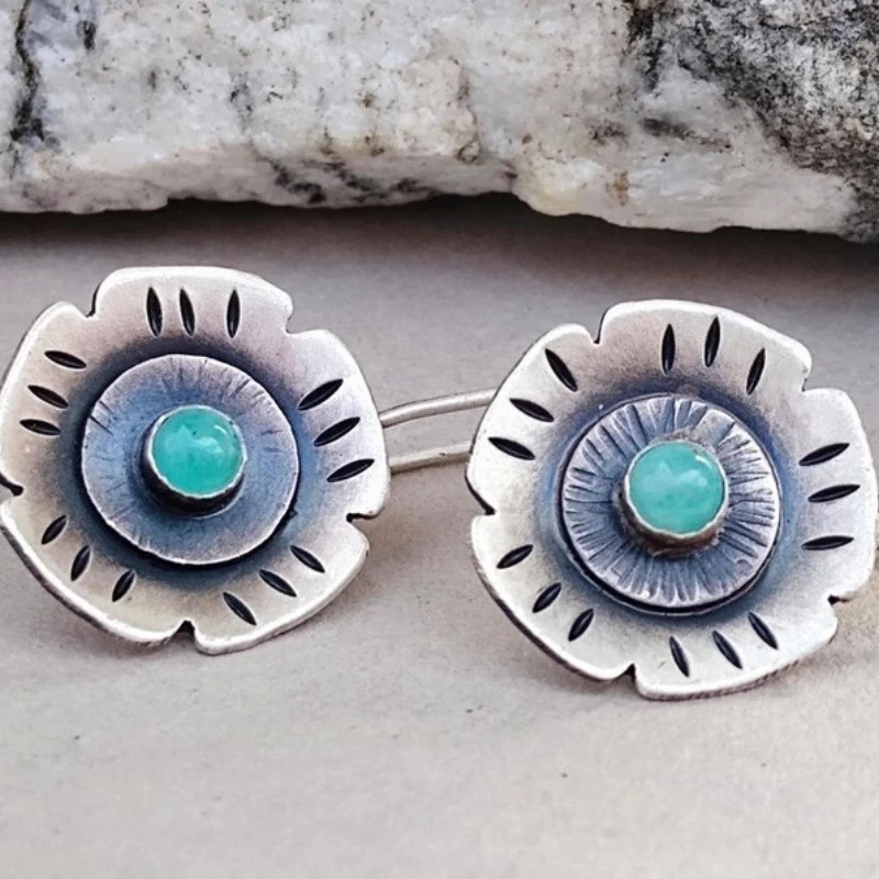 

Vintage Boho Fashion Silver Flower Leaf Earrings Turquoise Earrings Jewelry for Women Girl Party Jewelry Wholesale
