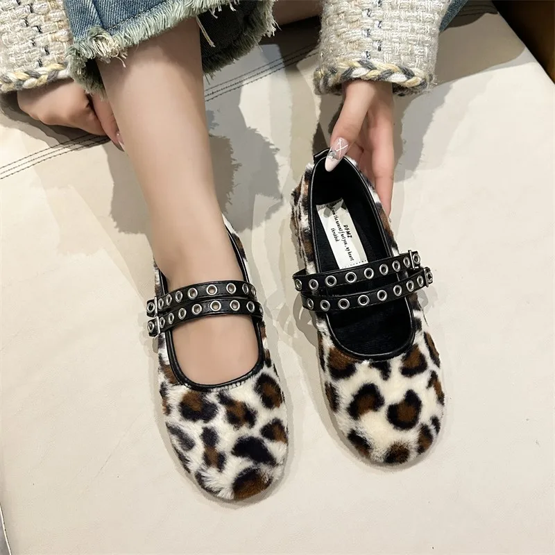 Rivets Studs Round Toe Shoes Woman 2024 Casual Female Sneakers Soft Flats Loafers Fur New Dress Ballerinas Leopard Flock Rubber