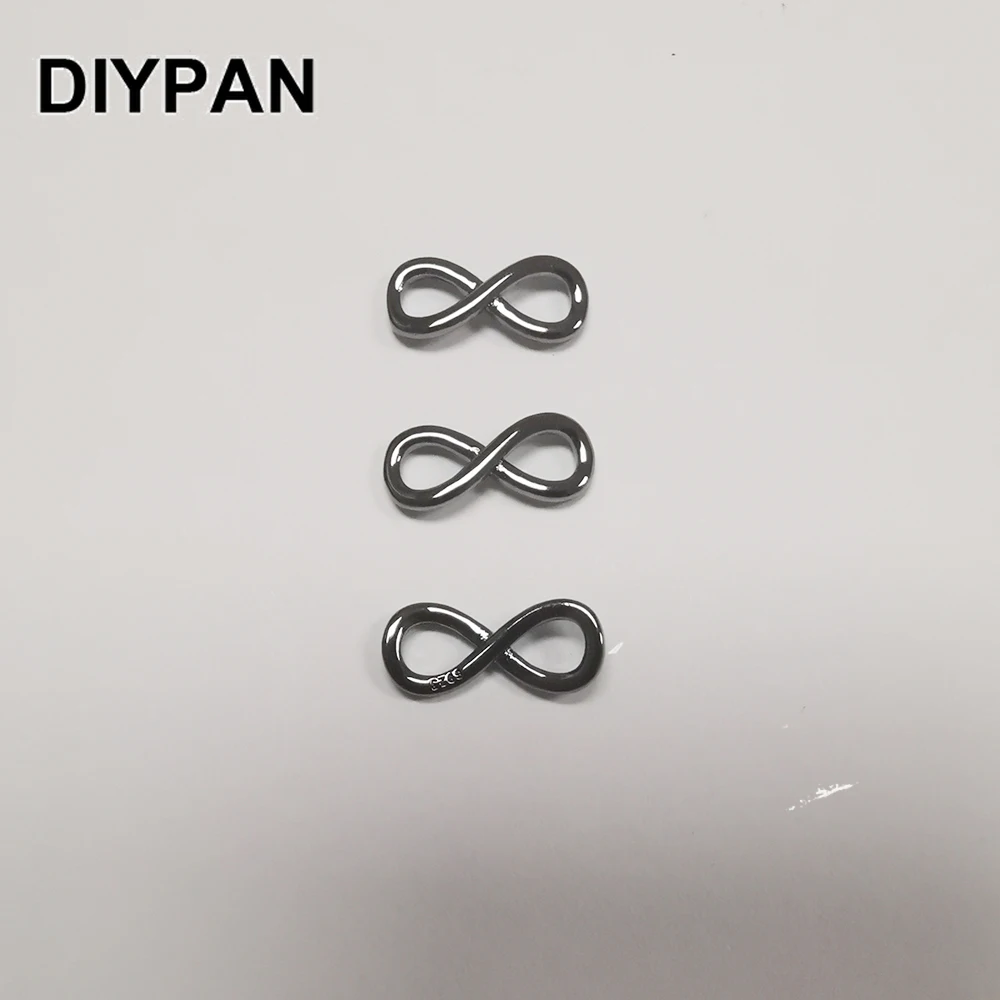 

Яркая черная фотовспышка для рукоделия