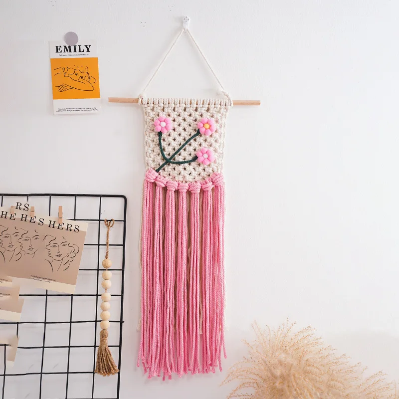 

Pink Macrame Wall Hanging Tapestry Wtih Flower Lovely Kawaii Bohemian Hand-woven Tapestry for Girl Room Kid's Room Decor Gift