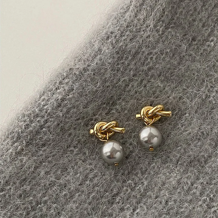 

French Elegance Golden Knot Gray Pearl Earrings For Woman New Year 2023 South Korea Jewelry Y2k Accessories Young Girls Festival