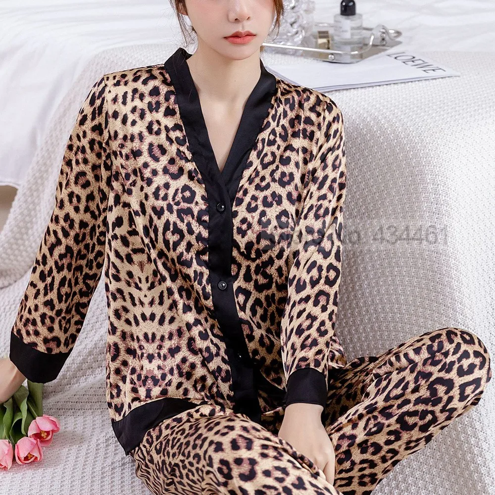 

V-Neck Leopard Nightwear Satin Button-down Pajamas 2PCS PJS Sets Women Outfis Casual Sleepwear With Trousers Summer Loungewear