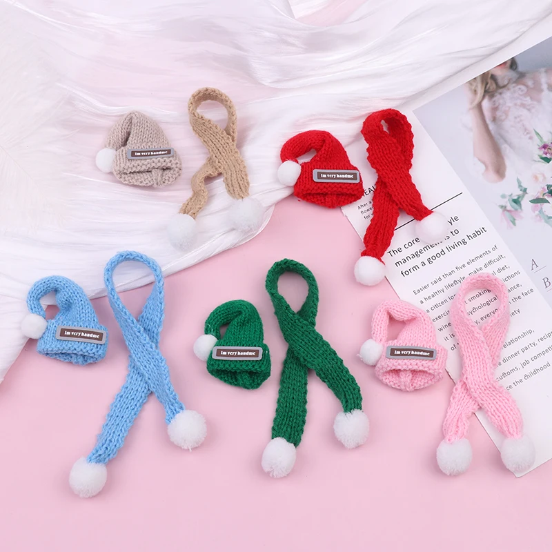

1Set Dollhouse Miniature Simulation Christmas Neck Scarf Hat Model DIY Accessories Toys
