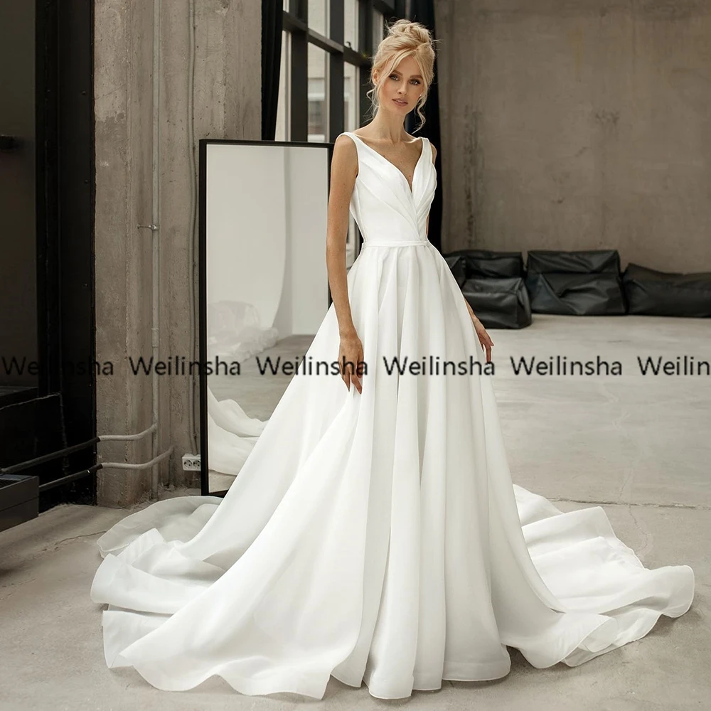

Weilinsha V Neck Chiffon Bridal Gowns Pleat Chapel Train 2022 New Lace Back Chic Marriage Dress Robe De Mariée White Bridal Gown