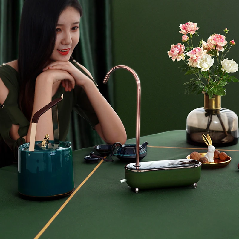 

Автоматический диспенсер для воды, 3000 мА · ч