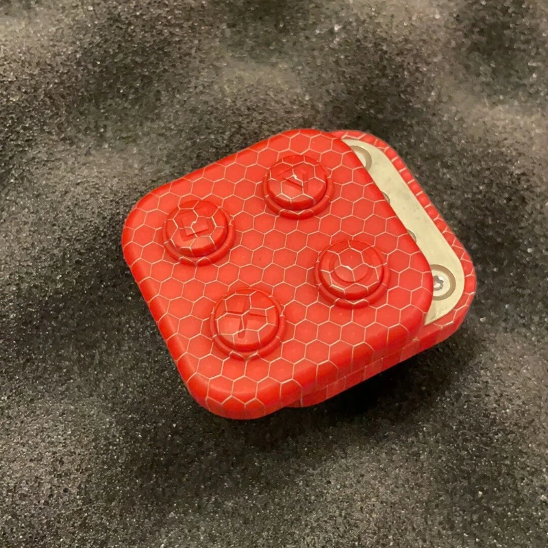 

Second-Hand Gamer Push Brand G10 Red Elegant Color as Shown in the Picture