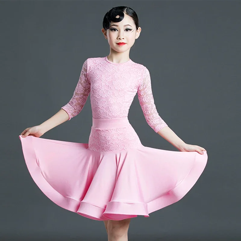 Женское платье для латиноамериканских танцев розовое кружевное соревнований