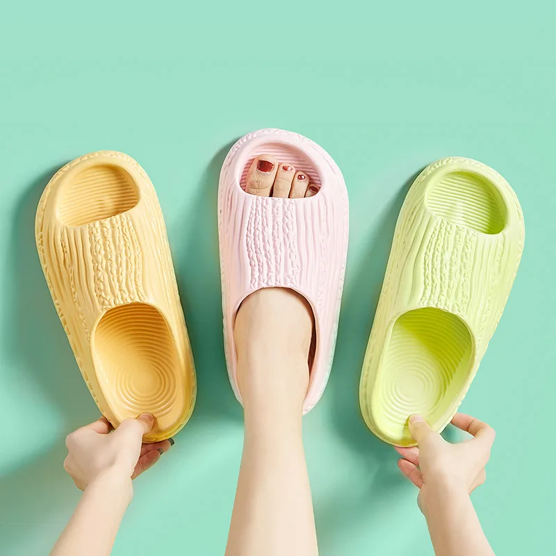 2022 New Summer Women Thick Platform Bathroom Home Slippers Men Soft Sole Indoor Slides Female Sandals Non-Slip