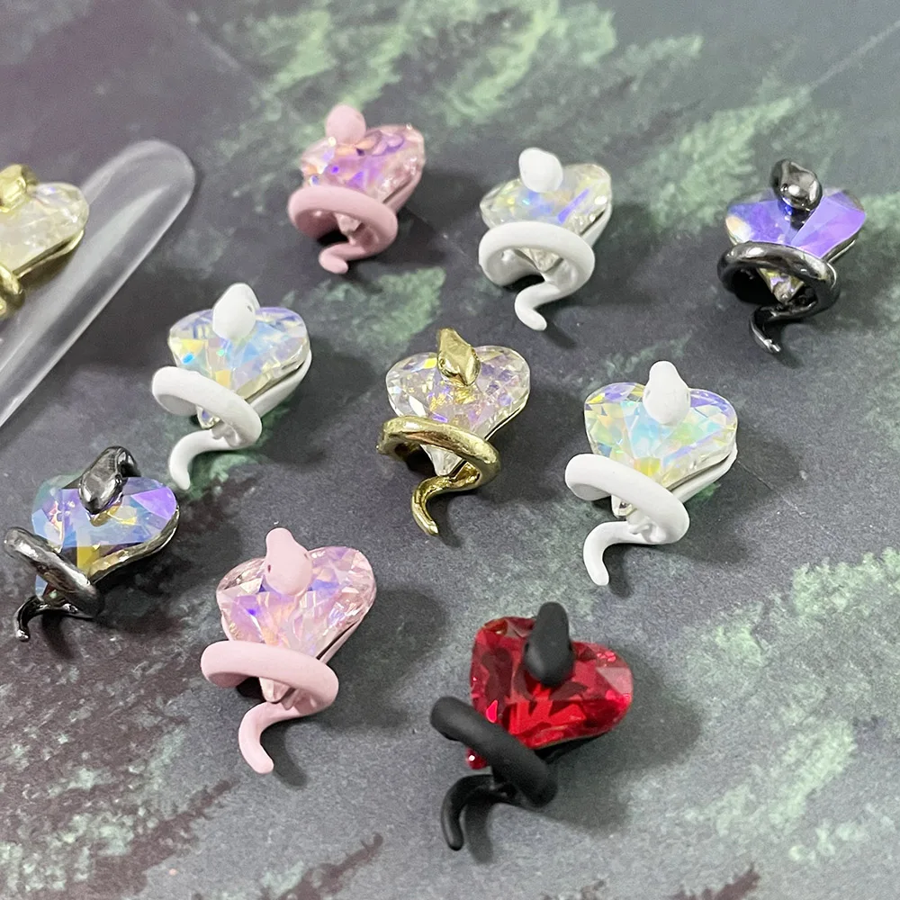 Фото 5 шт. Mix Chrome Snake Guard Heart Crystal Стильный панк-дизайн Snake Heart Charms Шикарные новые УФ-гелевые акриловые кончики украшения для ногтей 404art №2