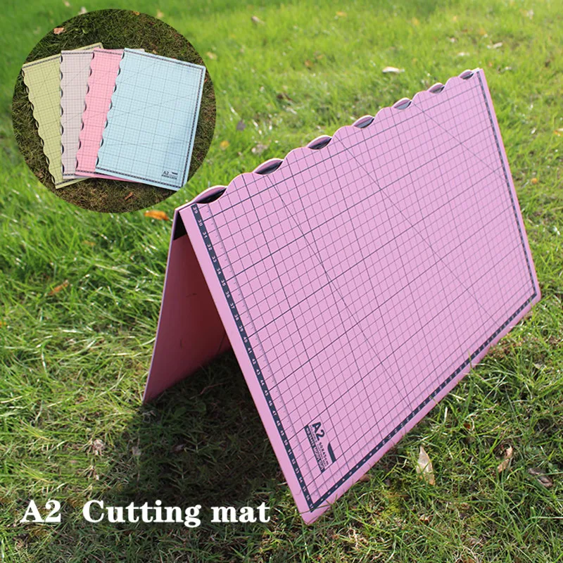 

A2 Foldable Cutting Board Cutting Mat Intermediate Knife Board PVC Folding Cutting White Core Board Office Art Cutting Mat