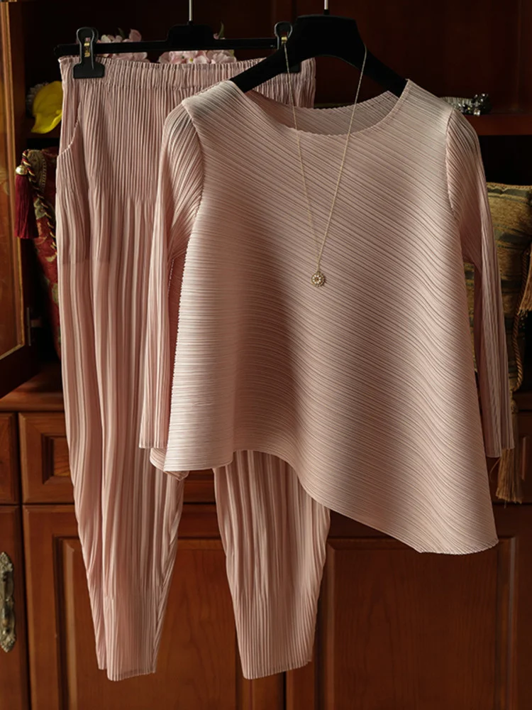 

GVUW Pleated Solid Color Sets For Women 2023 Spring Irregular Loose Long Sleeve Tops Harem Pants Female Casual Clothing 17J0822