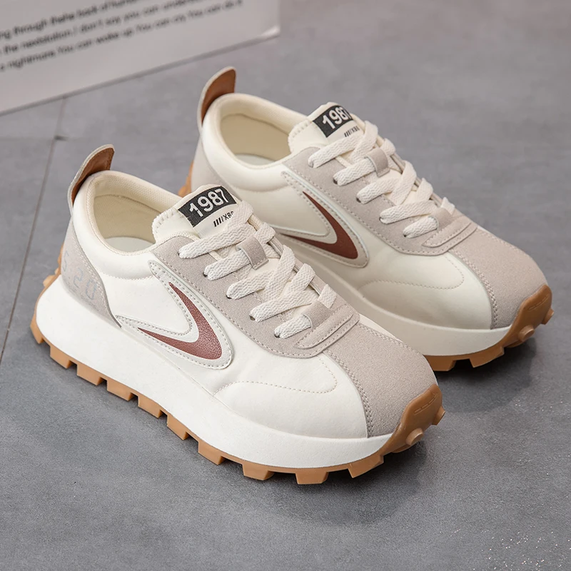 Women Spring Summer Golf Shoes Green Ladies Outdoor Sneakers for Golf Training Comfortable Grass Shoes Athletic Trainers 35-440