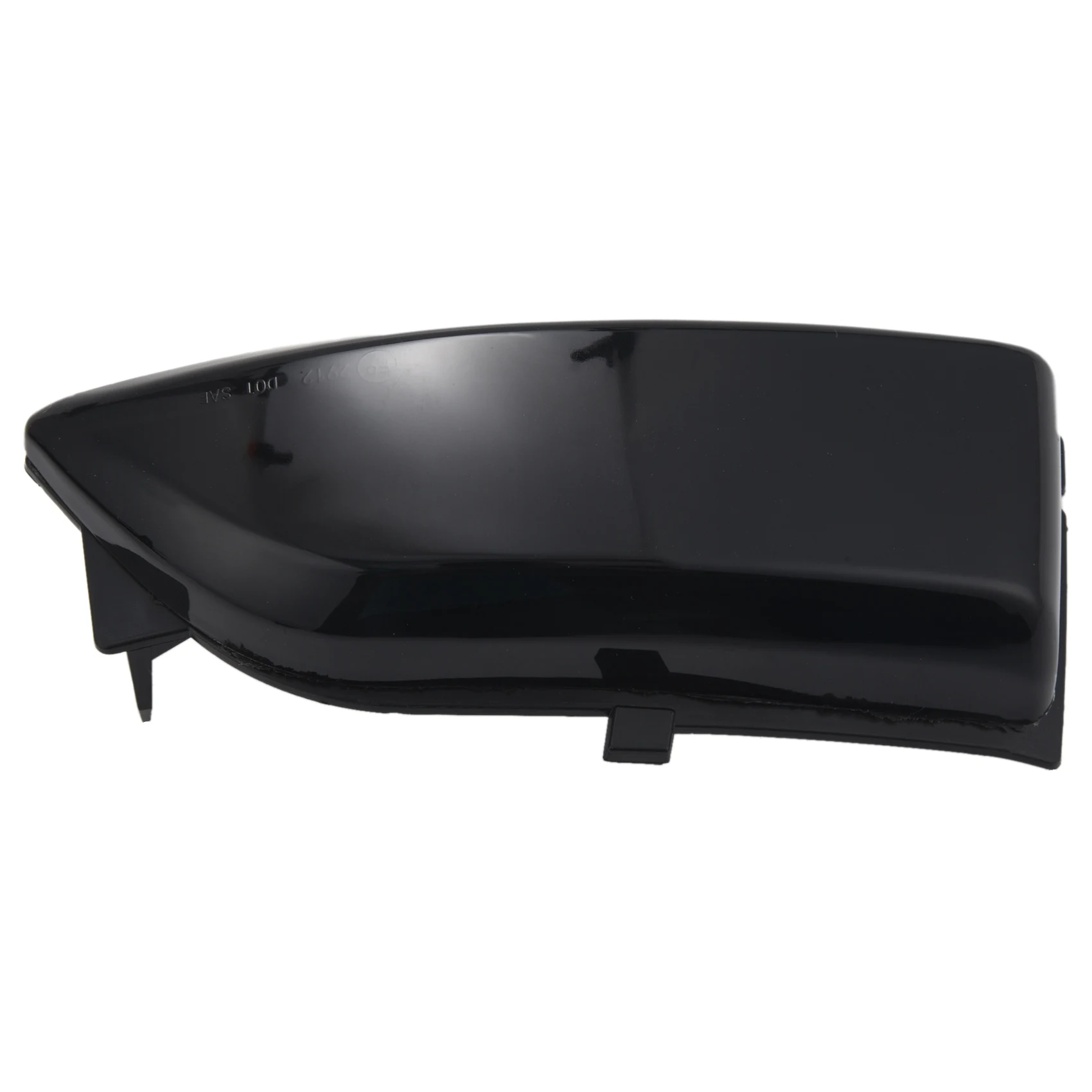 

Автомобильный динамический фонарь для зеркала заднего вида