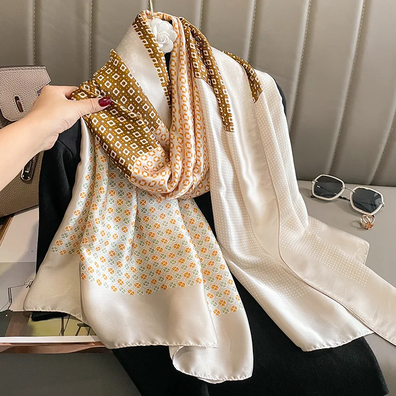 

Luxury brand scarf women New style Fashion Color matching Print silk scarf lady Popular headcloth beach shawl