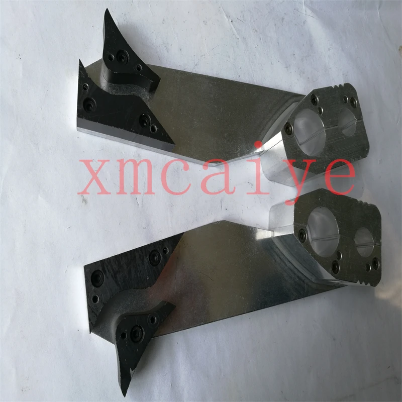 Пара номерных блоков GTO 52 AIBOULLY