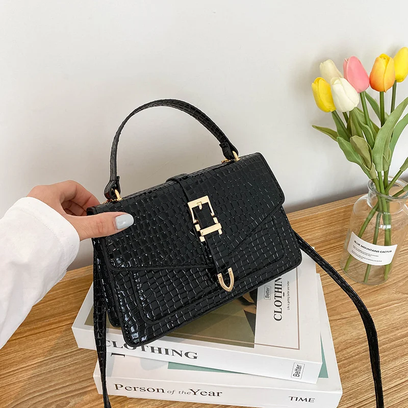 

2022 новые дизайнерские маленькие сумочки, женская сумка через плечо из искусственной кожи, повседневные сумки через плечо, дорожная женская ...